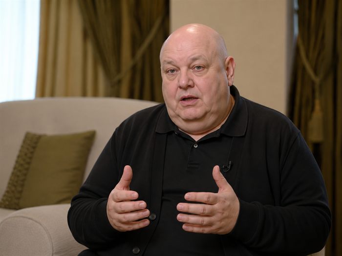Виктор Сомов интервьюда гапирмоқда